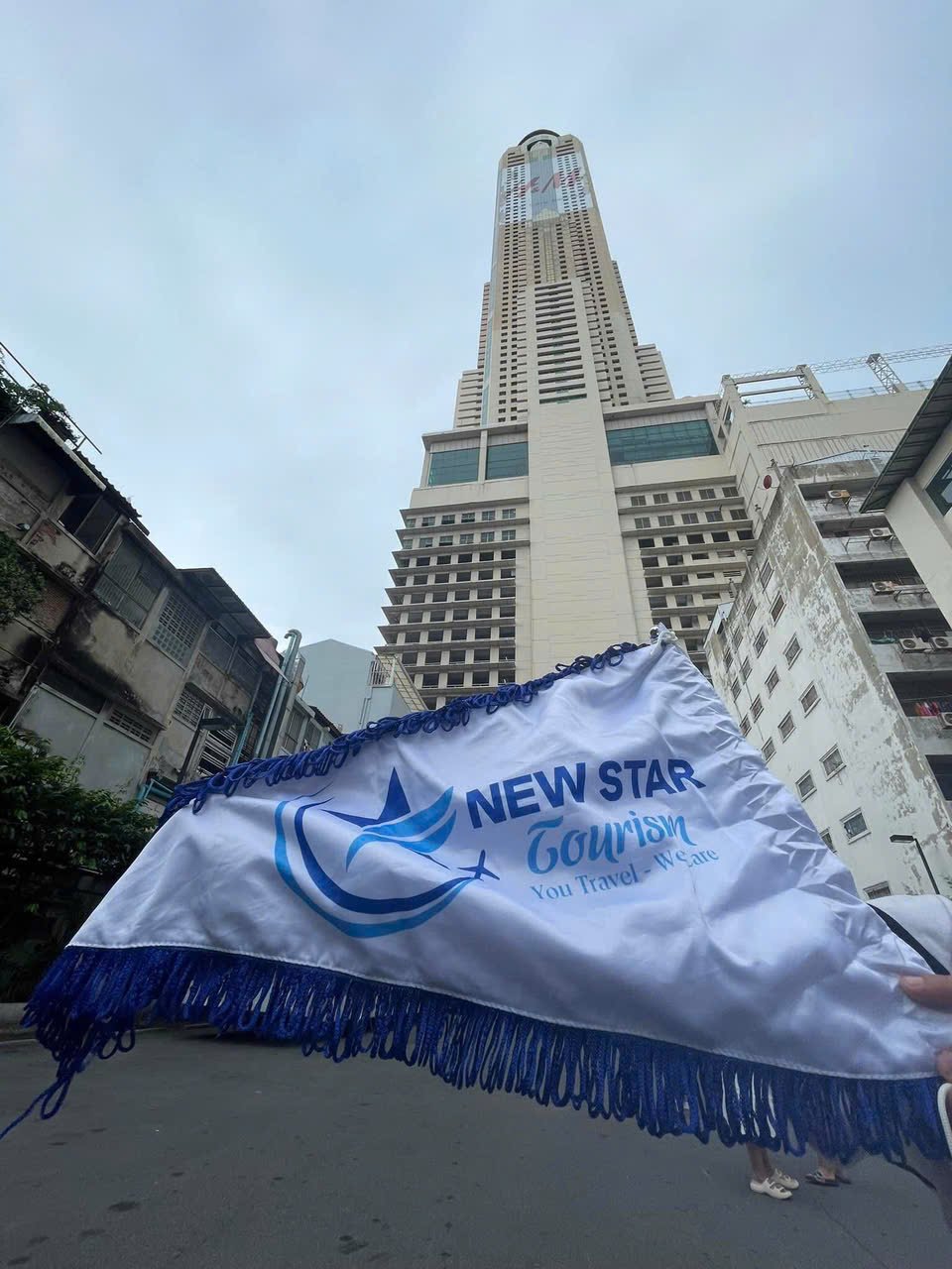 Đoàn khách New Star Tourism tại điểm tham quan