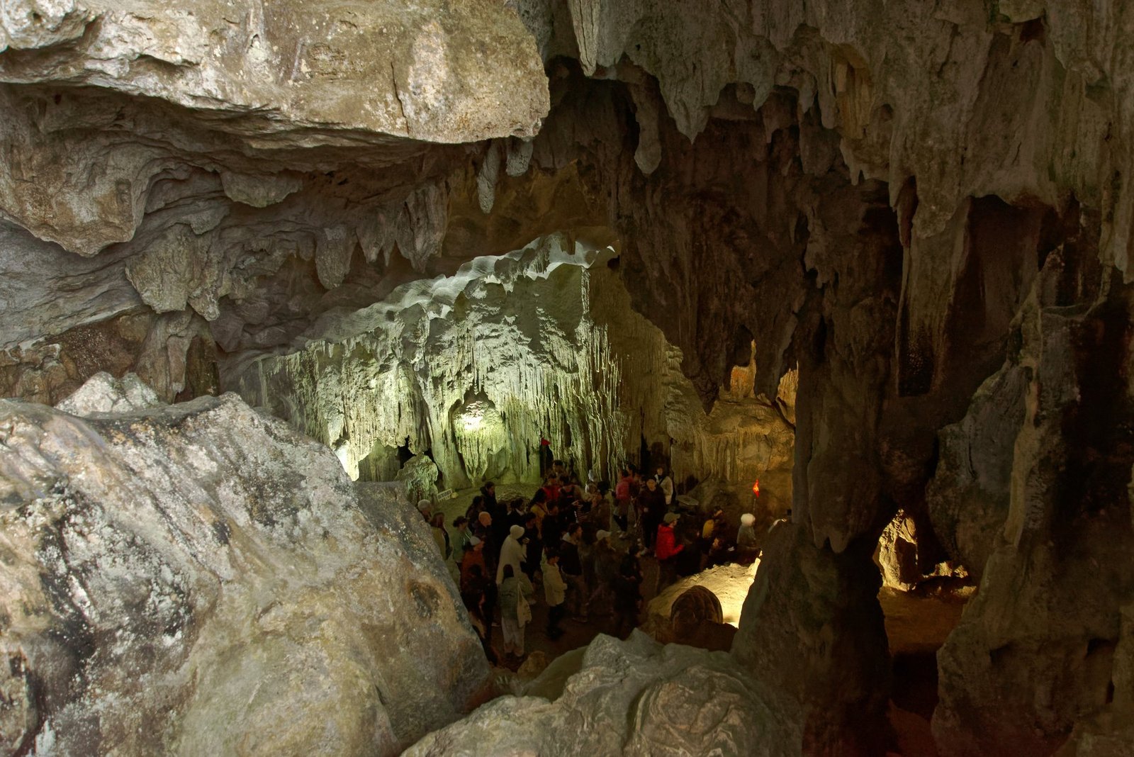 Vịnh Hạ Long và Bãi Cháy
